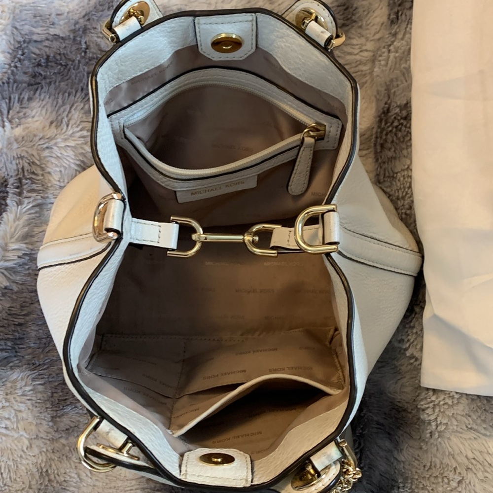 Michael Kors small white/gold hand bag - Picture 6 of 13